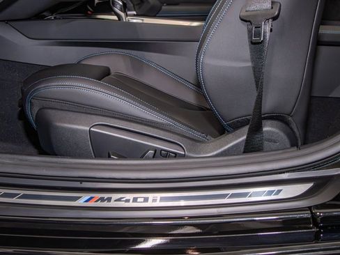 New 2026 BMW Z4 M40i w/ Shadowloine Package image 17