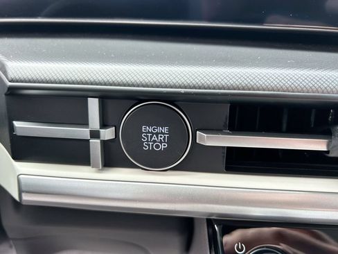 New 2026 Hyundai Santa Fe SEL FWD image 32
