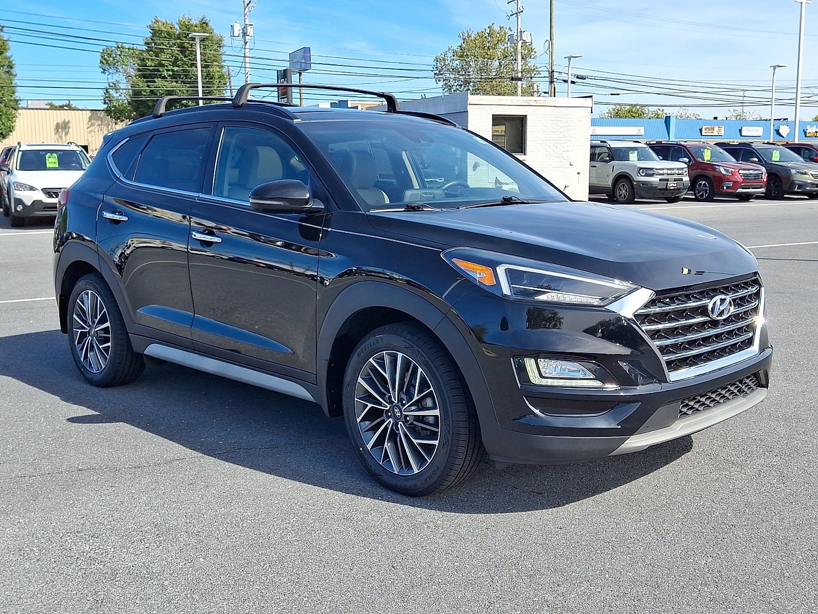 Used 2021 Hyundai Tucson Ultimate w/ Cargo Package AWD/4WD image 3