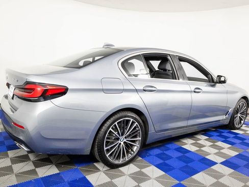 Used 2023 BMW 540i w/ Convenience Package image 5