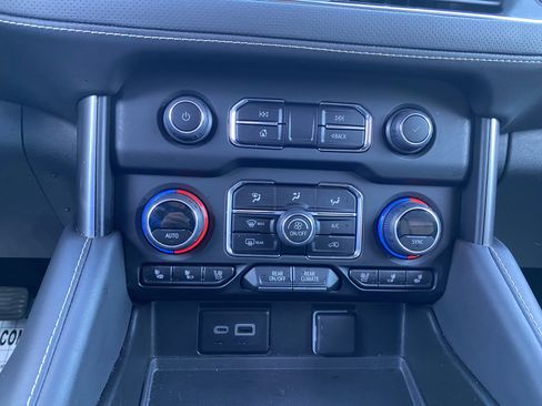 Used 2023 Chevrolet Tahoe Premier image 29