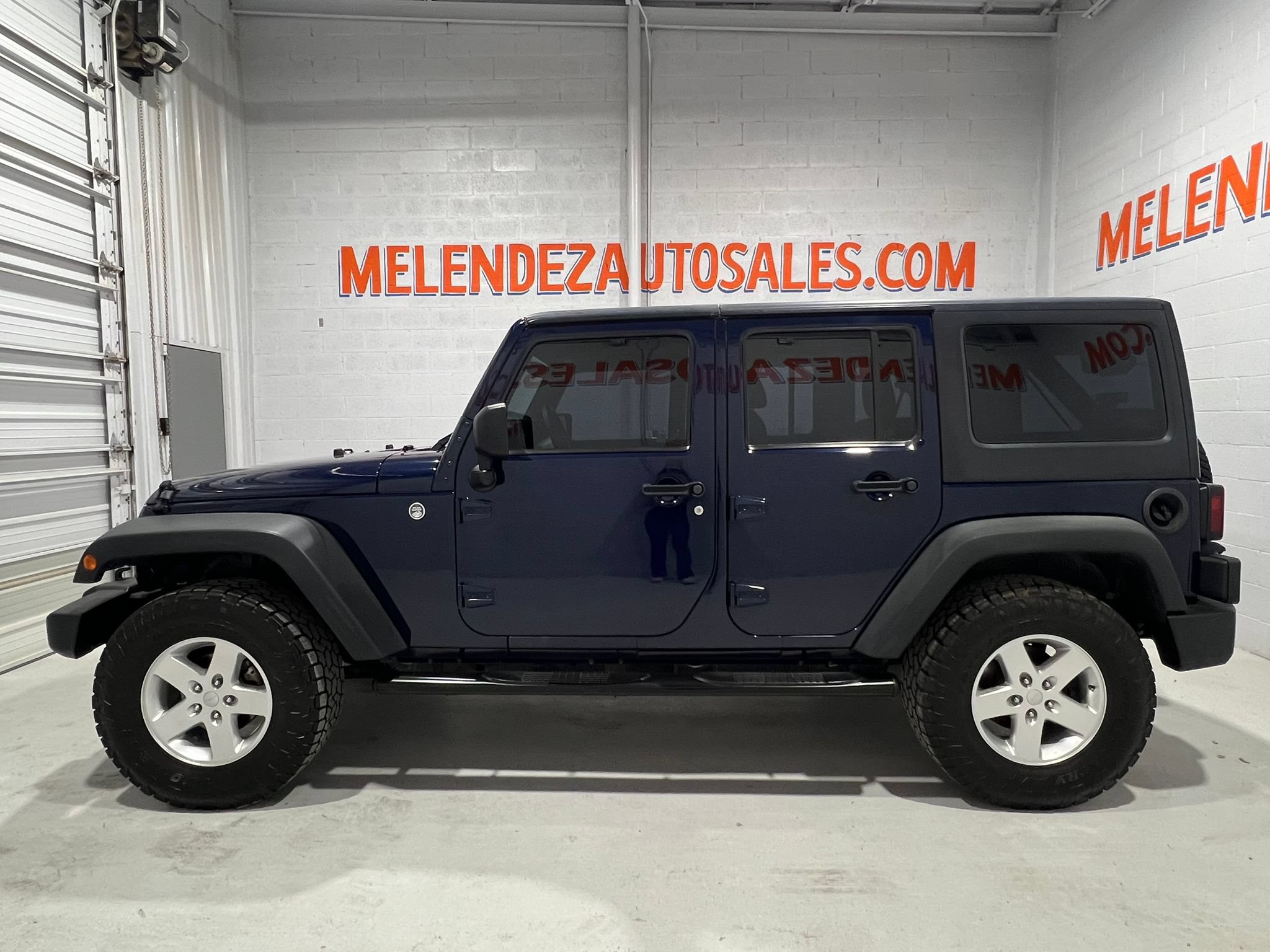 Used 2013 Jeep Wrangler Unlimited Sport w/ Connectivity Group AWD/4WD image 2