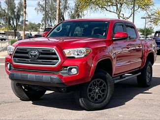 Used 2018 Toyota Tacoma SR5 video 1