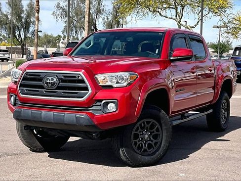 Used 2018 Toyota Tacoma SR5 image 1
