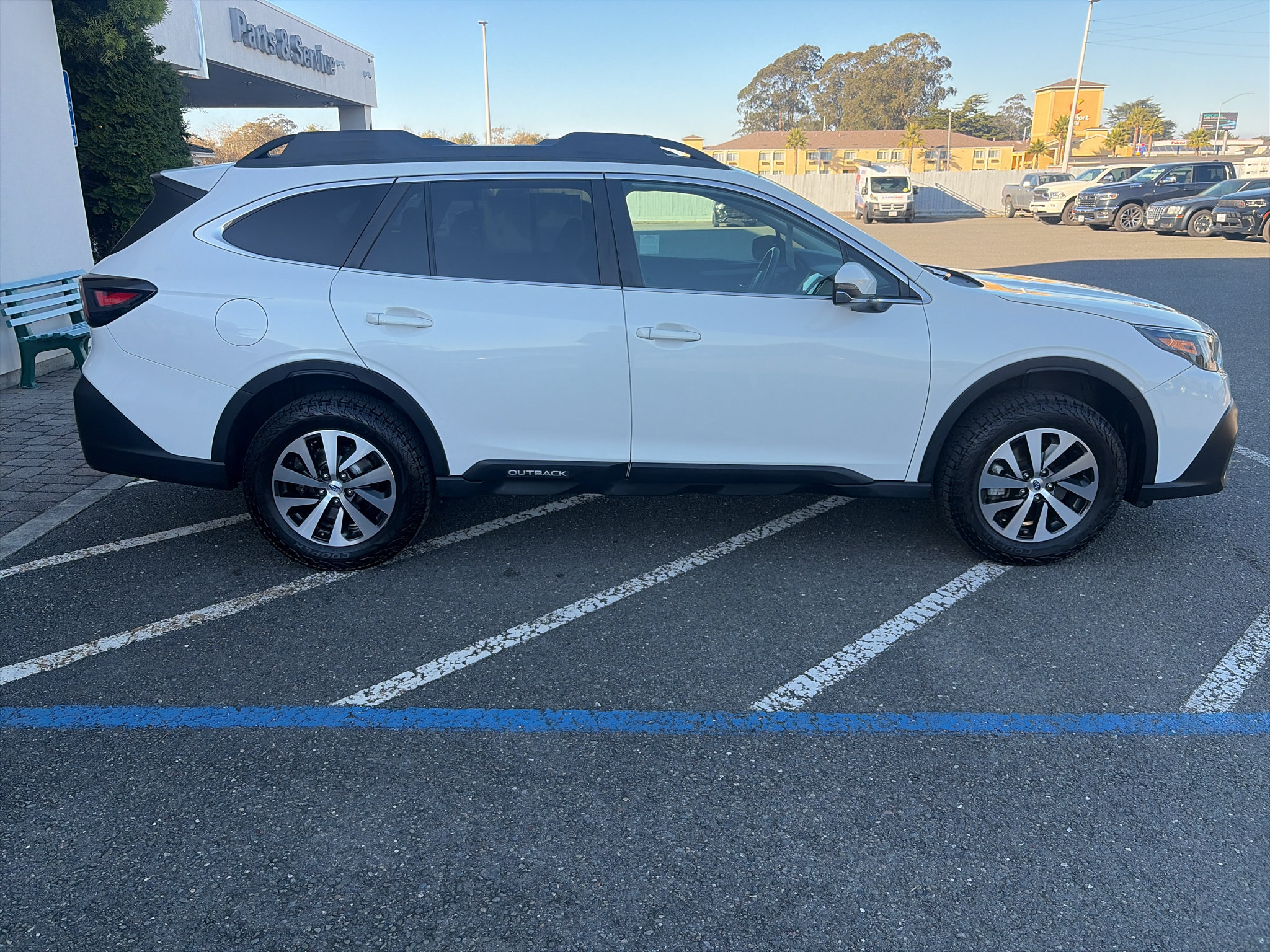 Used 2020 Subaru Outback Premium w/ Popular Package #1 AWD/4WD image 20