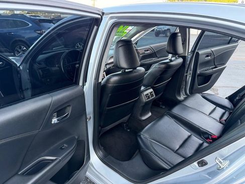 Used 2016 Honda Accord EX-L image 10