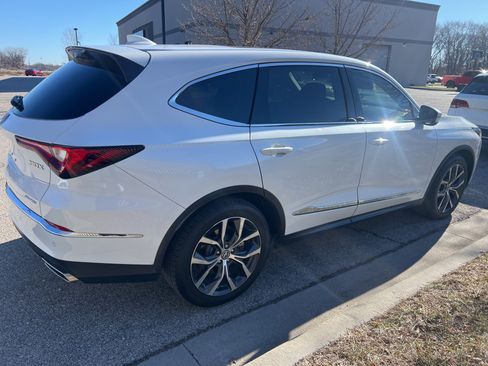 Used 2022 Acura MDX SH-AWD w/ Technology Package image 5