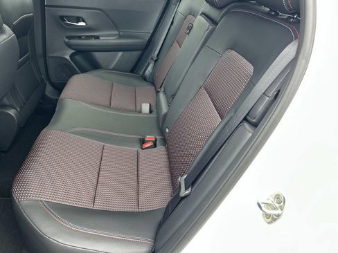 New 2026 Nissan Kicks SR FWD image 19
