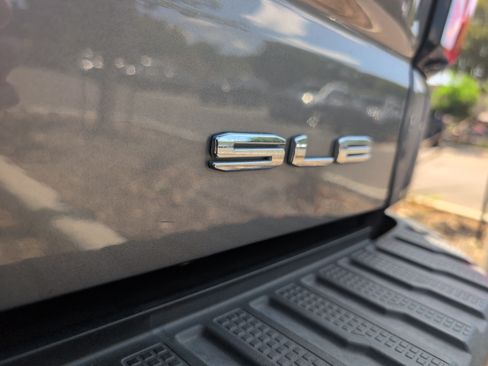 Used 2020 GMC Sierra 1500 SLE w/ SLE Value Package RWD image 8