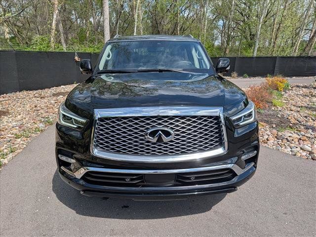 Used 2022 INFINITI QX80 Luxe w/ Cargo Package AWD/4WD image 8