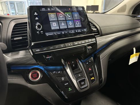 New 2026 Honda Odyssey Elite image 11