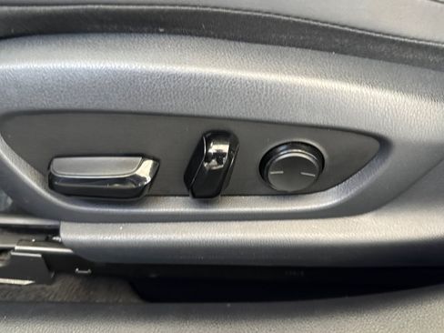 Used 2024 Lexus ES 350 w/ Accessory Package (Z1) FWD image 14