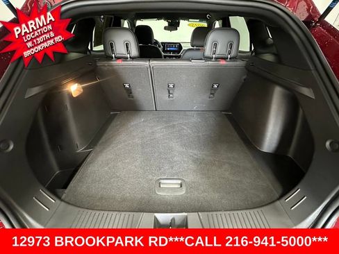 Certified 2025 Chevrolet Trax RS w/ Driver Confidence Package FWD image 19