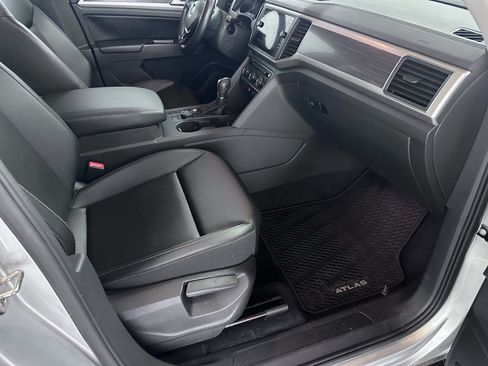Used 2018 Volkswagen Atlas SE AWD/4WD image 35