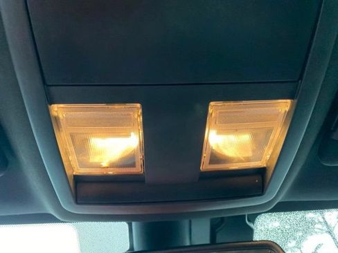Used 2019 Dodge Challenger SXT RWD image 24