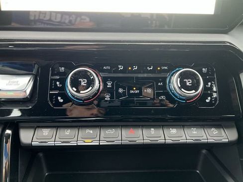 New 2026 GMC Sierra 2500 AT4X image 18