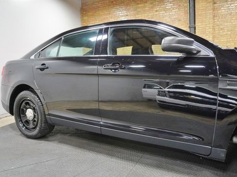 Used 2018 Ford Taurus Police Interceptor AWD image 9