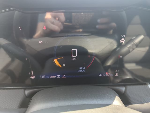 Used 2025 Chevrolet TrailBlazer LT AWD/4WD image 22