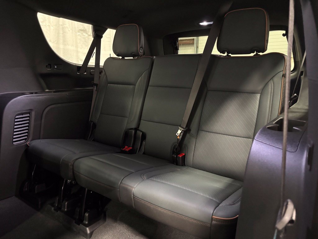 Used 2026 GMC Yukon XL AT4 AWD/4WD image 48