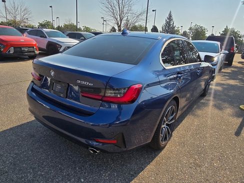 Used 2021 BMW 330e xDrive w/ Premium Package AWD/4WD image 9