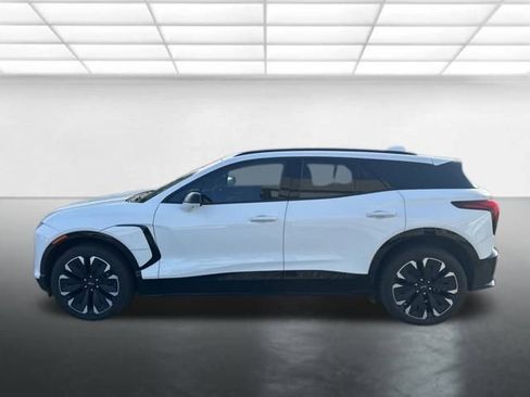 Used 2024 Chevrolet Blazer EV RS image 8