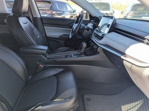 Used 2022 Jeep Compass Latitude w/ Convenience Group image 31