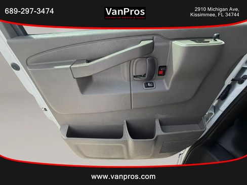 Used 2019 Chevrolet Express 2500 w/ Driver Convenience Package RWD image 8