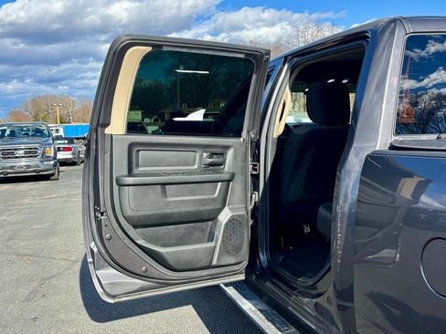 Used 2020 RAM 2500 Tradesman image 16