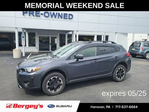 Used 2021 Subaru Crosstrek 2.0i Premium w/ Moonroof Package AWD/4WD image 1