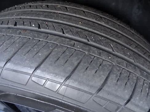 Used 2023 Volkswagen Atlas Cross Sport SEL R-Line image 15