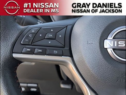 New 2025 Nissan Versa SR image 10