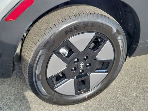 New 2026 Hyundai Santa Fe SE FWD image 26