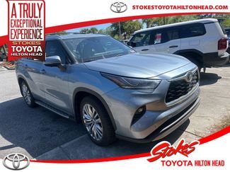 Used 2023 Toyota Highlander Platinum video 1