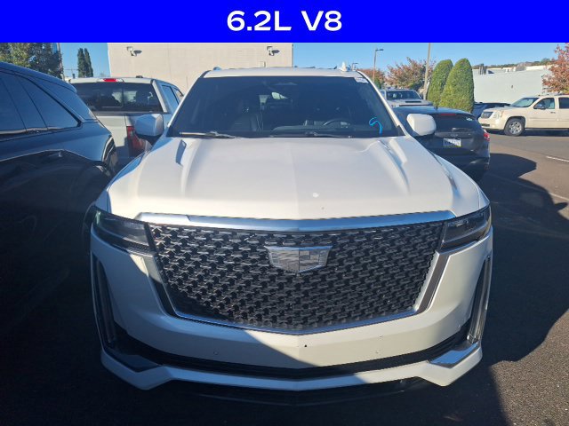 Used 2022 Cadillac Escalade ESV Premium Luxury w/ Performance Package AWD/4WD image 2