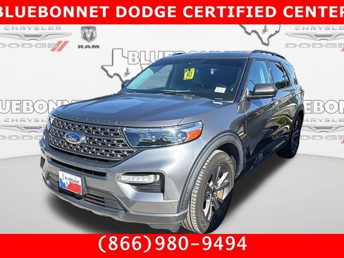 Used 2021 Ford Explorer XLT w/ Equipment Group 202A RWD image 1