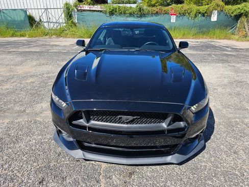 Used 2017 Ford Mustang GT w/ GT Performance Package image 3