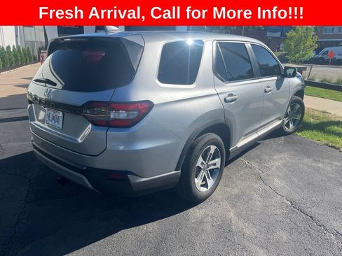 Used 2025 Honda Pilot EX-L image 31