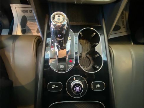 Used 2020 Bentley Bentayga image 16