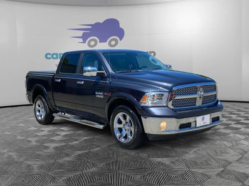 Used 2018 RAM 1500 Laramie w/ Convenience Group AWD/4WD image 7