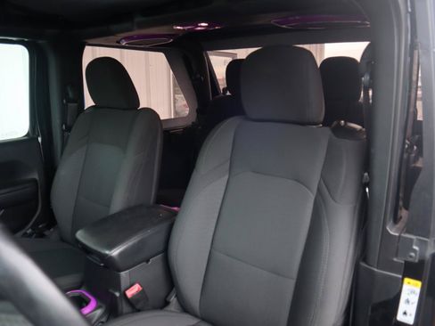 Used 2020 Jeep Wrangler Sport AWD/4WD image 46