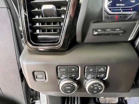 Used 2023 GMC Sierra 1500 AT4X image 27