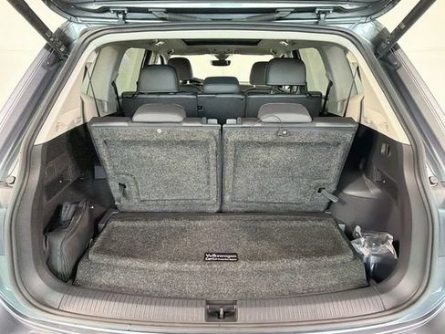Used 2023 Volkswagen Tiguan SE FWD image 26