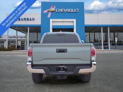 Used 2023 Toyota Tacoma TRD Off-Road AWD/4WD image 5