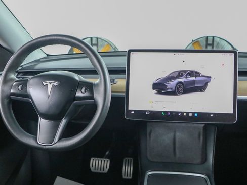 Used 2023 Tesla Model Y Performance AWD/4WD image 16