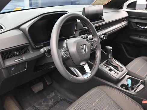 Used 2023 Honda CR-V Sport image 10