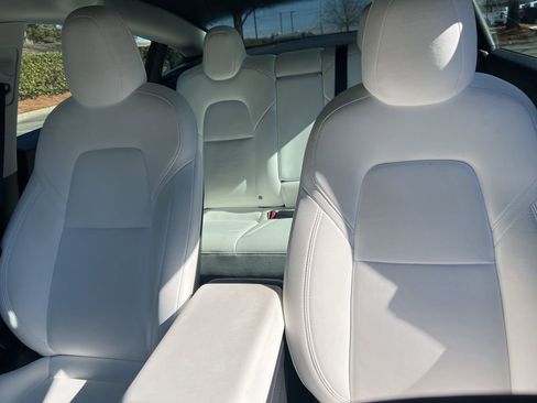 Used 2022 Tesla Model 3 Long Range image 22