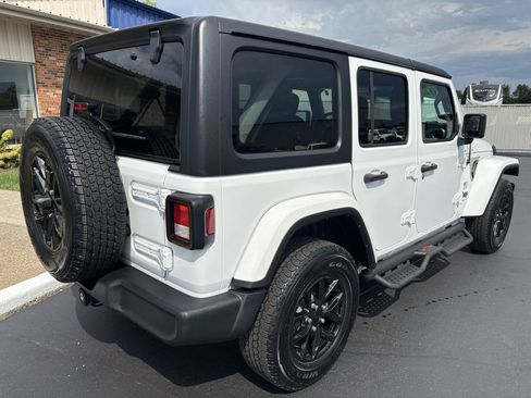 Used 2023 Jeep Wrangler Unlimited Sport AWD/4WD image 3