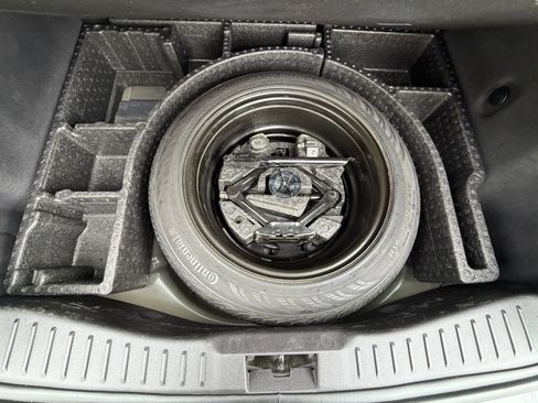 Used 2017 Ford Focus ST image 37