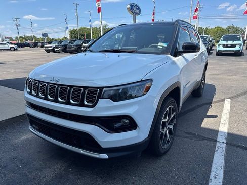 Used 2026 Jeep Compass Limited AWD/4WD image 3