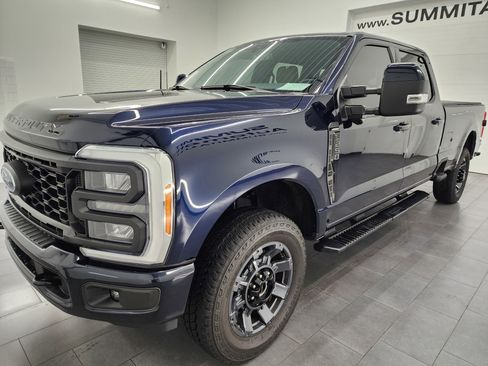 Used 2023 Ford F250 Lariat w/ Sport Appearance Package image 7